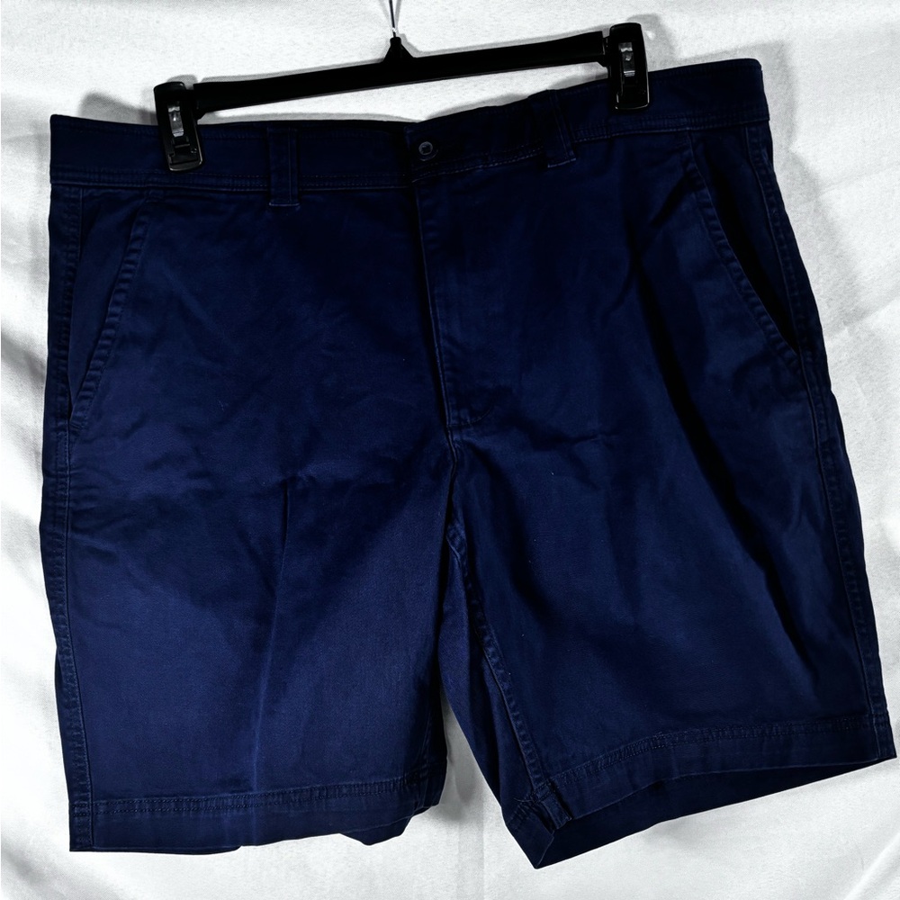 St. John's Bay Dark Blue Men's Flat‎ Front Shorts